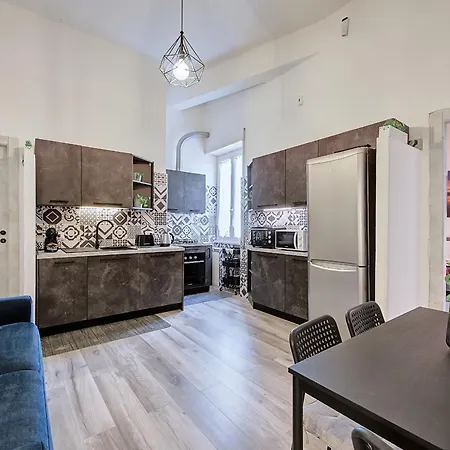 Camillo'S Quality Home-2